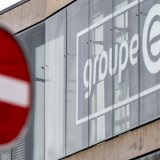 Après plusieurs rencontres, les syndicats, les commissions du personnel et la direction du Groupe E ont conclu un "accord qui satisfait toutes les parties" (archives). KEYSTONE/JEAN-CHRISTOPHE BOTT